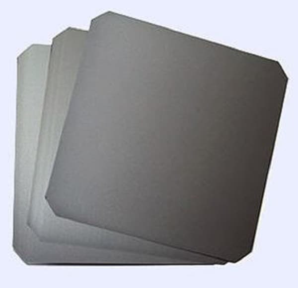 Пластини монокристалічного кремнію сонячної якості